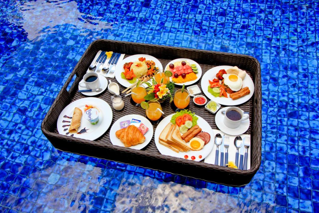 Uma Lima Villa Batu Belig - Close To The Beach Canggu Εξωτερικό φωτογραφία