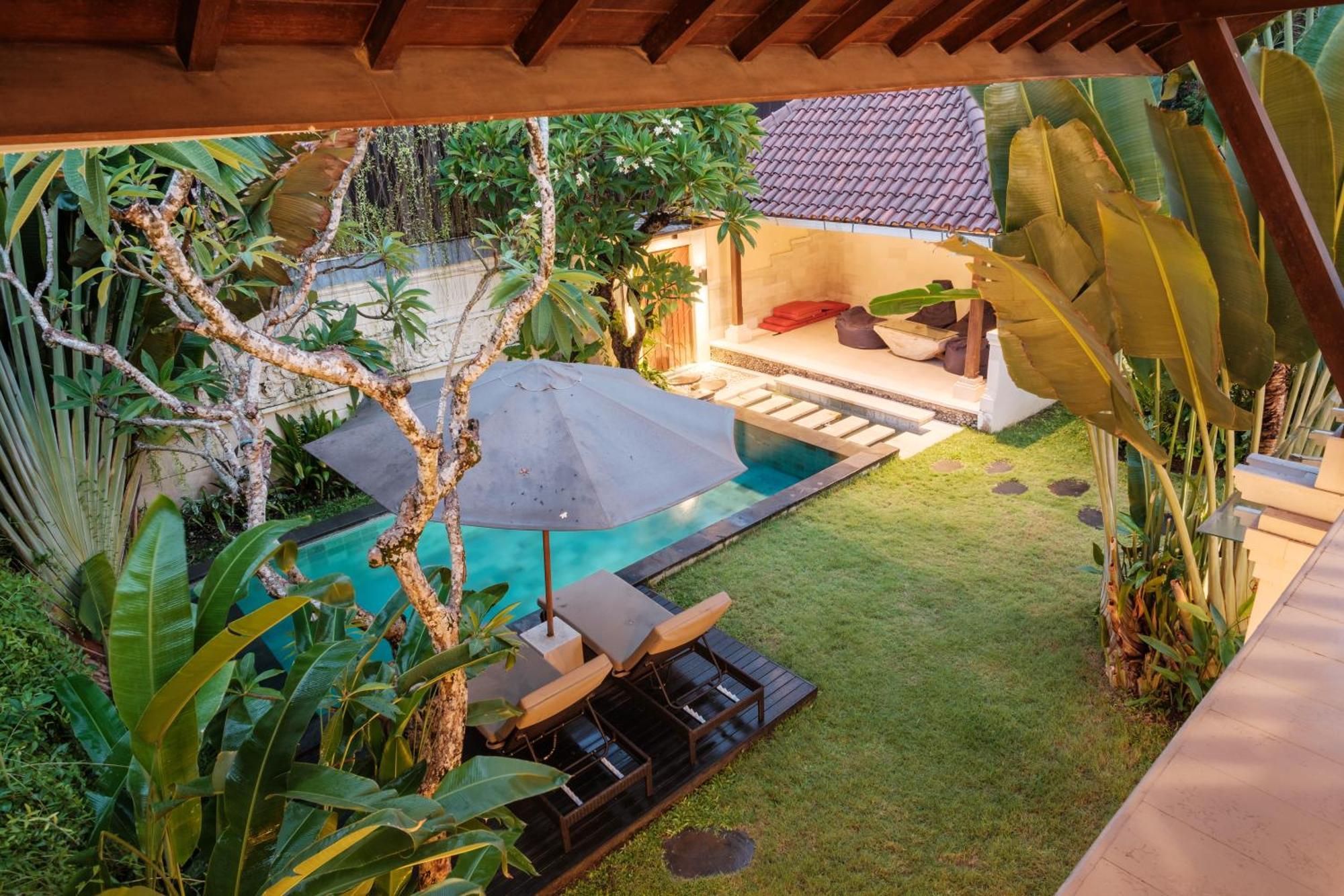 Uma Lima Villa Batu Belig - Close To The Beach Canggu Εξωτερικό φωτογραφία