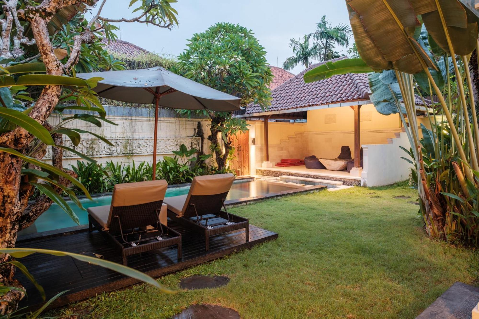 Uma Lima Villa Batu Belig - Close To The Beach Canggu Εξωτερικό φωτογραφία