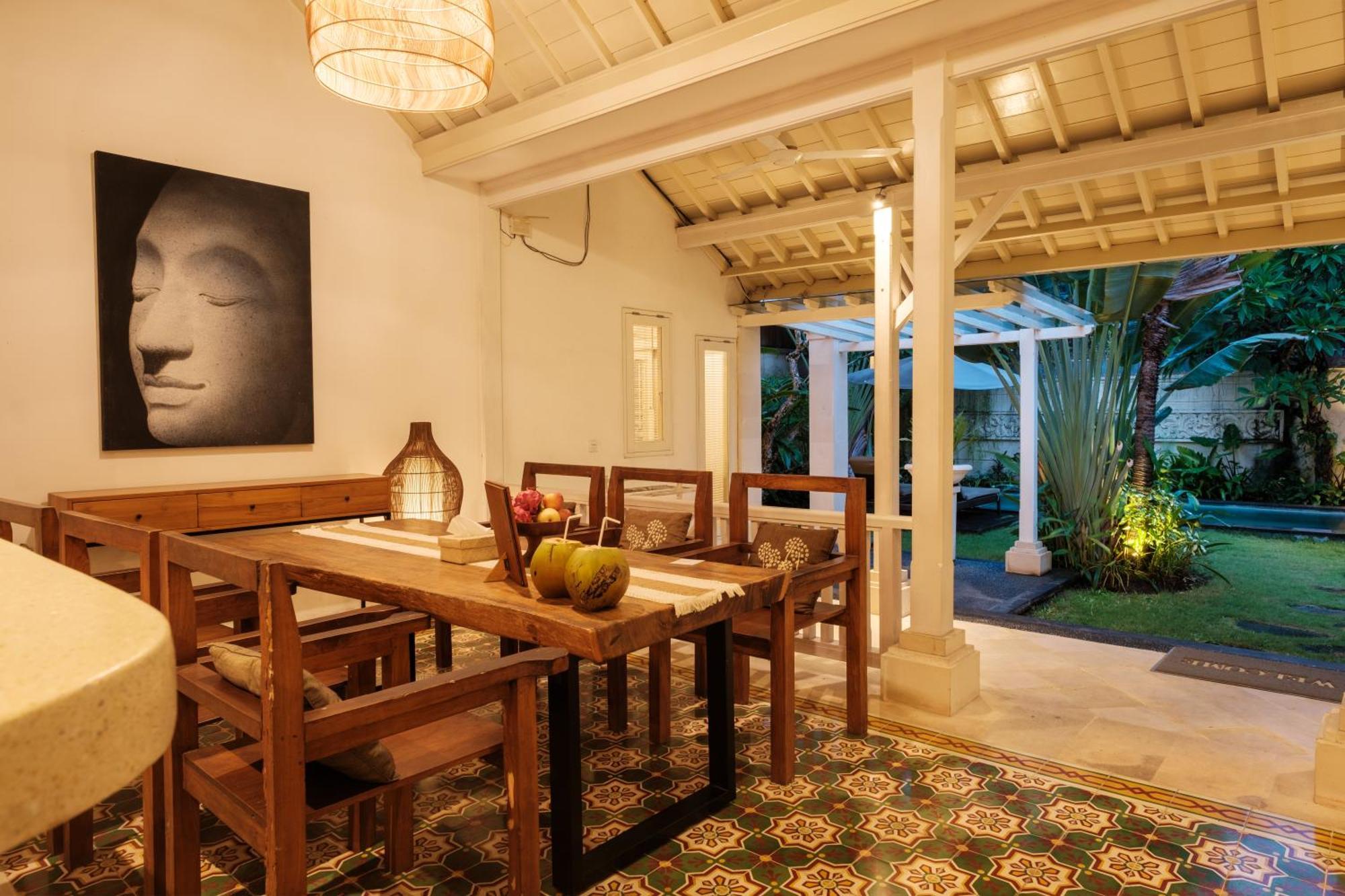 Uma Lima Villa Batu Belig - Close To The Beach Canggu Εξωτερικό φωτογραφία