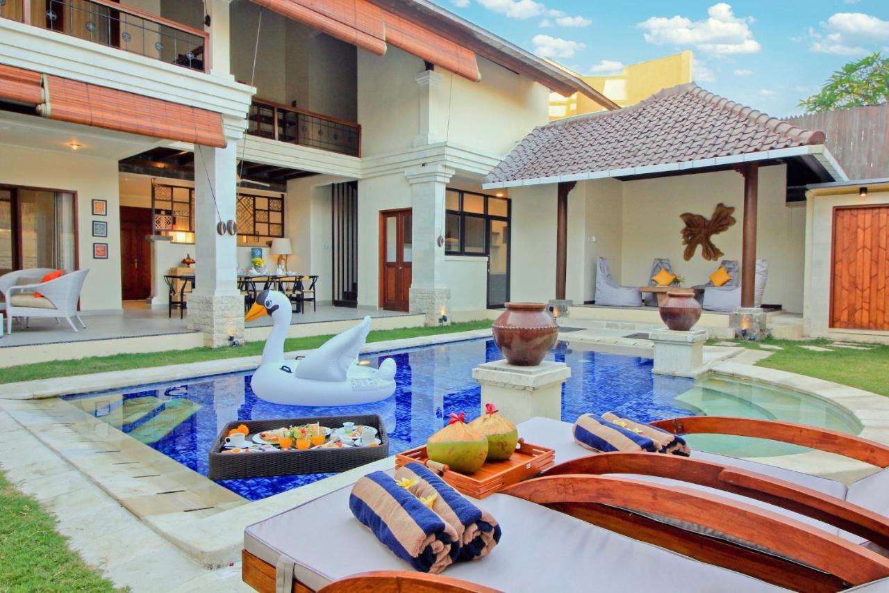 Uma Lima Villa Batu Belig - Close To The Beach Canggu Εξωτερικό φωτογραφία