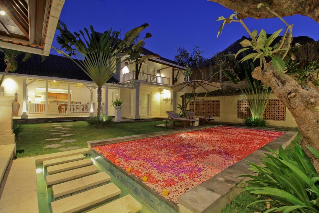 Uma Lima Villa Batu Belig - Close To The Beach Canggu Εξωτερικό φωτογραφία