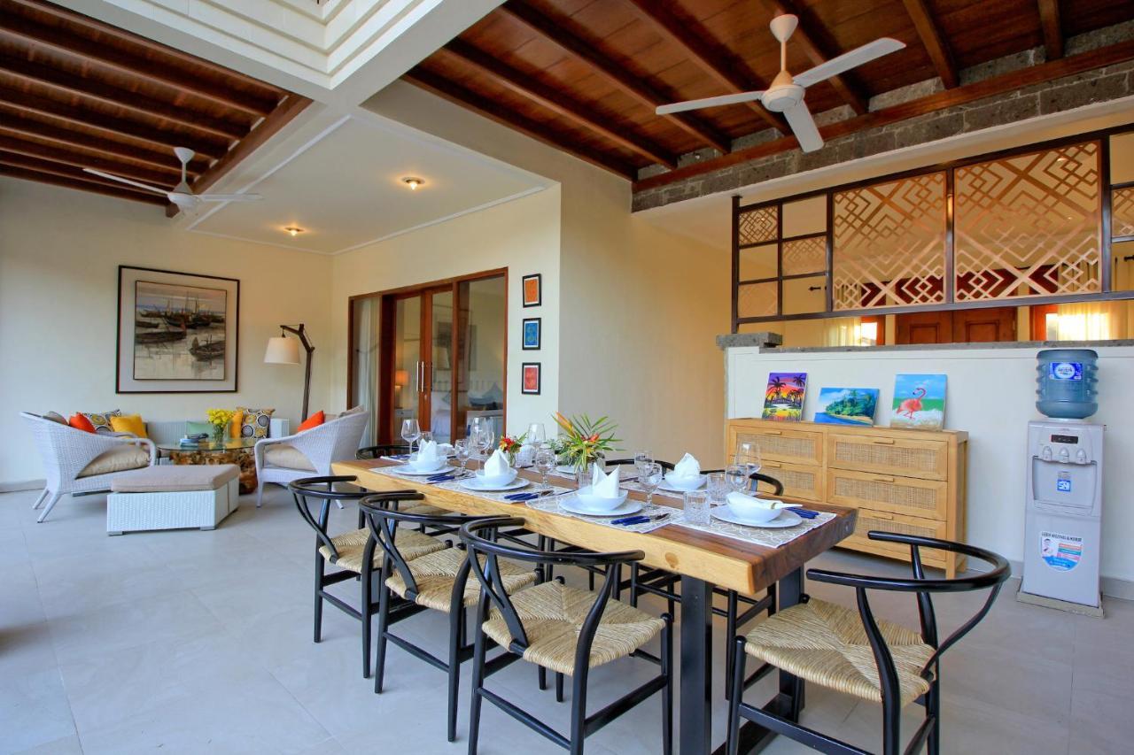 Uma Lima Villa Batu Belig - Close To The Beach Canggu Εξωτερικό φωτογραφία